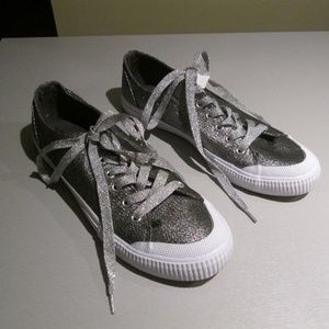 NEW silver Metallic Fashion Sneakers Shoes 9